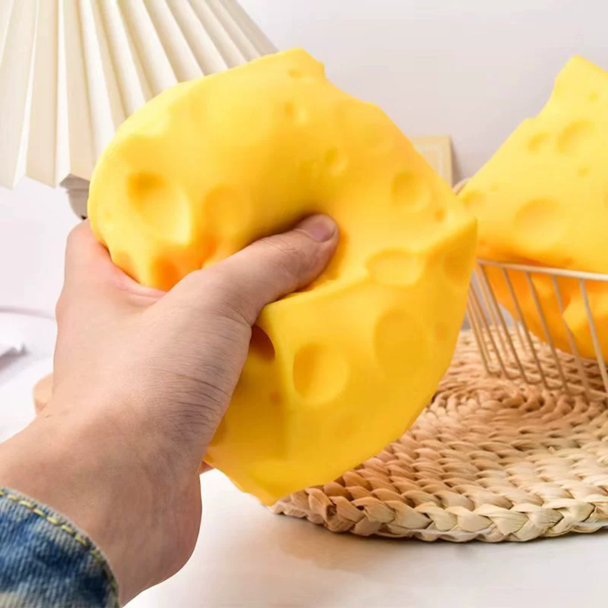 Cheese Stress Ball Squishy Toy - Food & Snacks Colouring Book ulasan dan harga